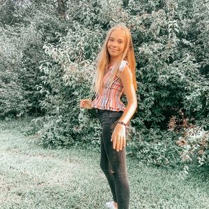 Meet your Posher, Mackenzie